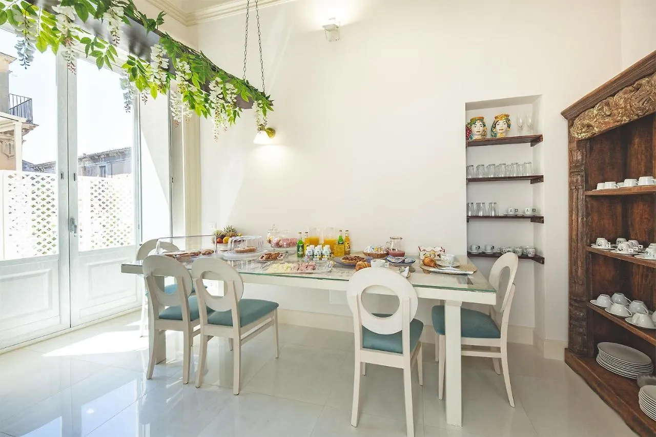 Bed & Breakfast Home Dentro Il Teatro Catania