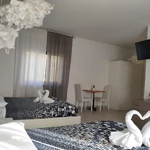 Sweet House Self Check-in 24h , Cavallasca Italien
