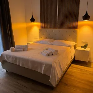 Essenza House Affittacamere Roma